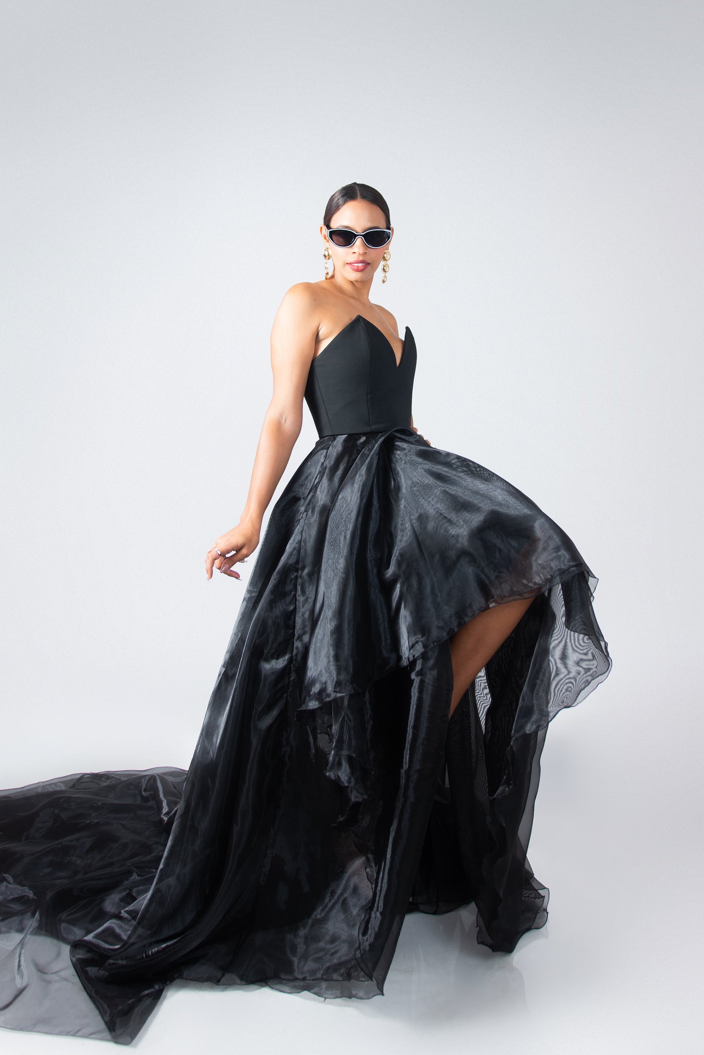 Mariposa Negra Gown